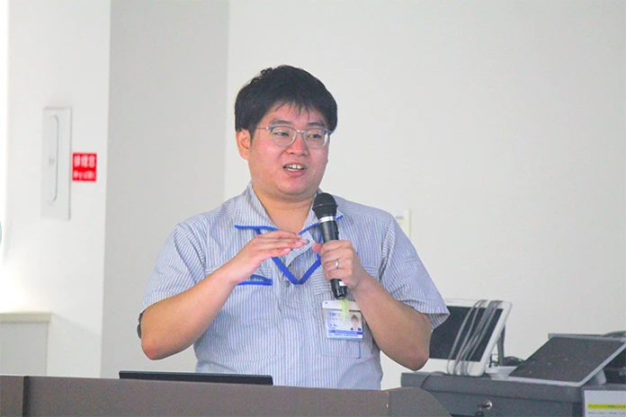 A scene from a presentation at the Engineer Presentation Contest.
